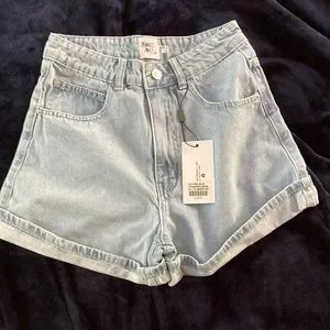 The Swalla Shorts Light Blue denim